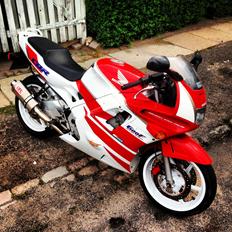 Honda CBR 600 F2