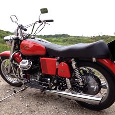 Moto Guzzi V7 850 GT California