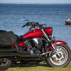 Yamaha XVS 1300 Midtnight Star "SOLGT"