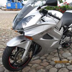 Honda vfr 800 vtec (tidl MC