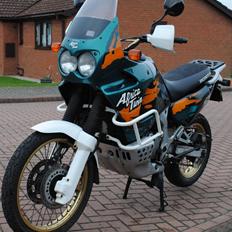 Honda XRV 750