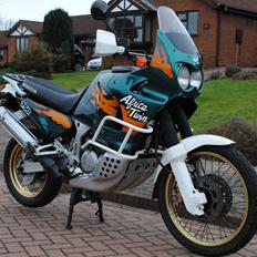 Honda XRV 750