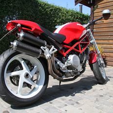 Ducati Monster S2R 800