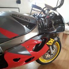 Suzuki gsxr 600 SRAD