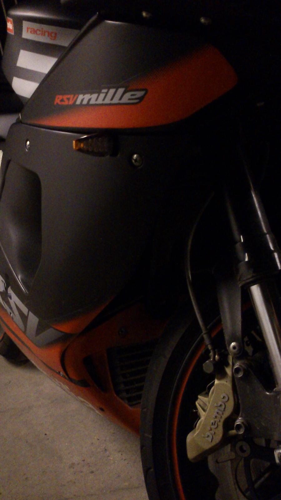 Aprilia RSV Mille billede 7
