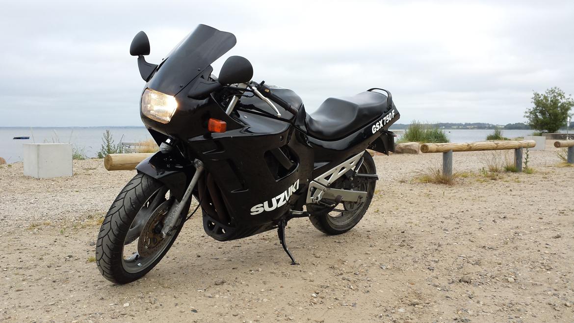 Suzuki gsx f billede 4