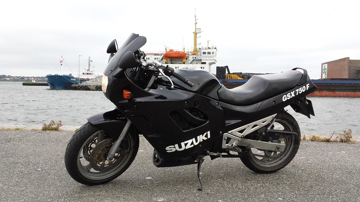 Suzuki gsx f billede 11