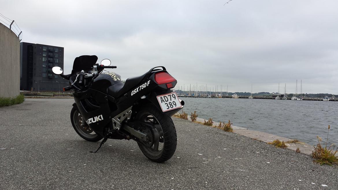 Suzuki gsx f billede 13