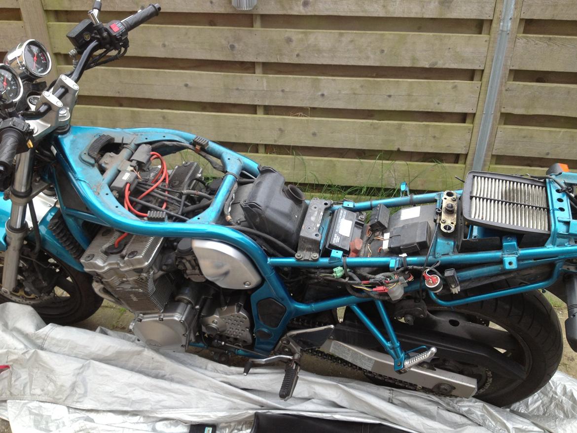 Suzuki bandit 600 - stort service billede 3