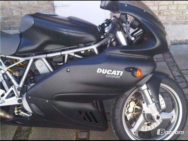 Ducati 620 Sport - Fra siden - hvor den ser aller mest nydelig ud. billede 1