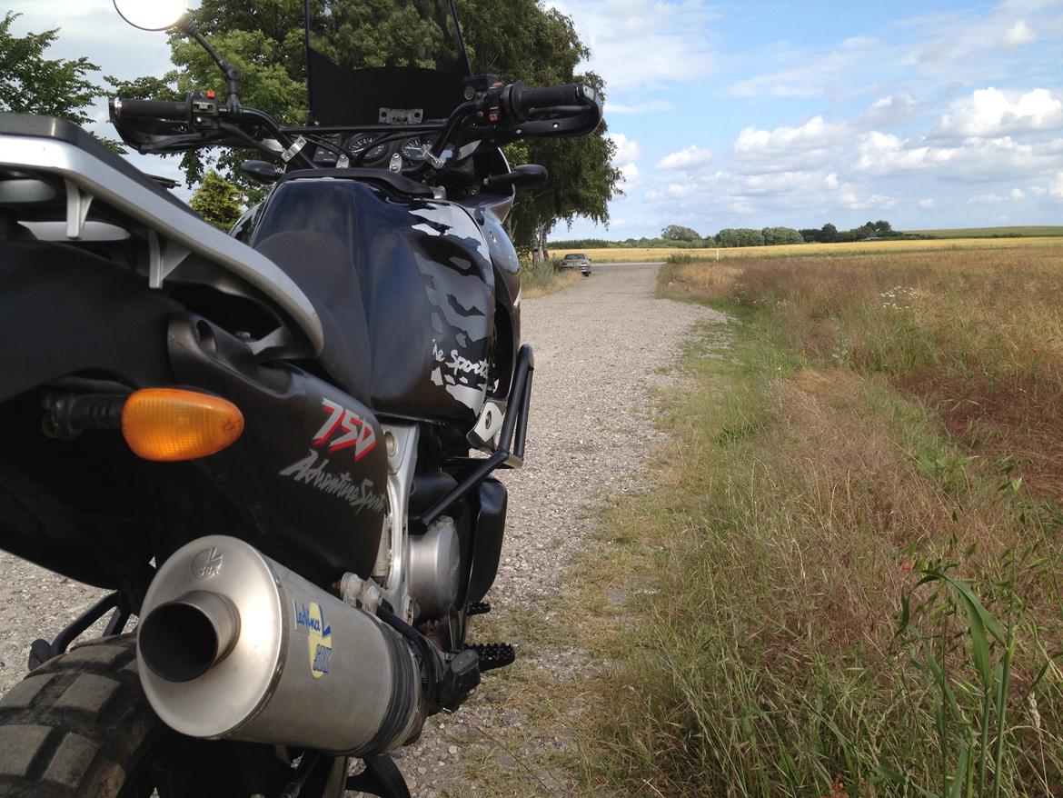 Honda Africa Twin XRV 750 RD07 billede 11