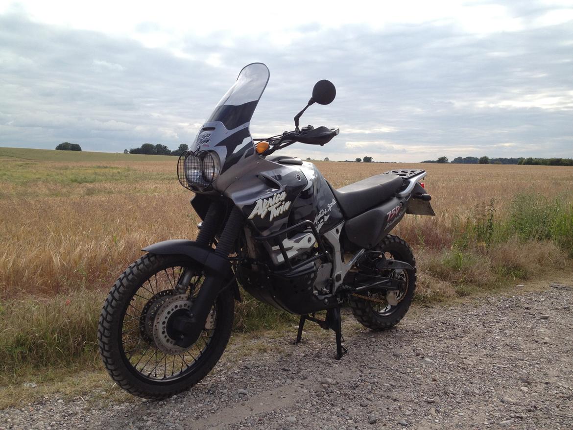 Honda Africa Twin XRV 750 RD07 billede 16