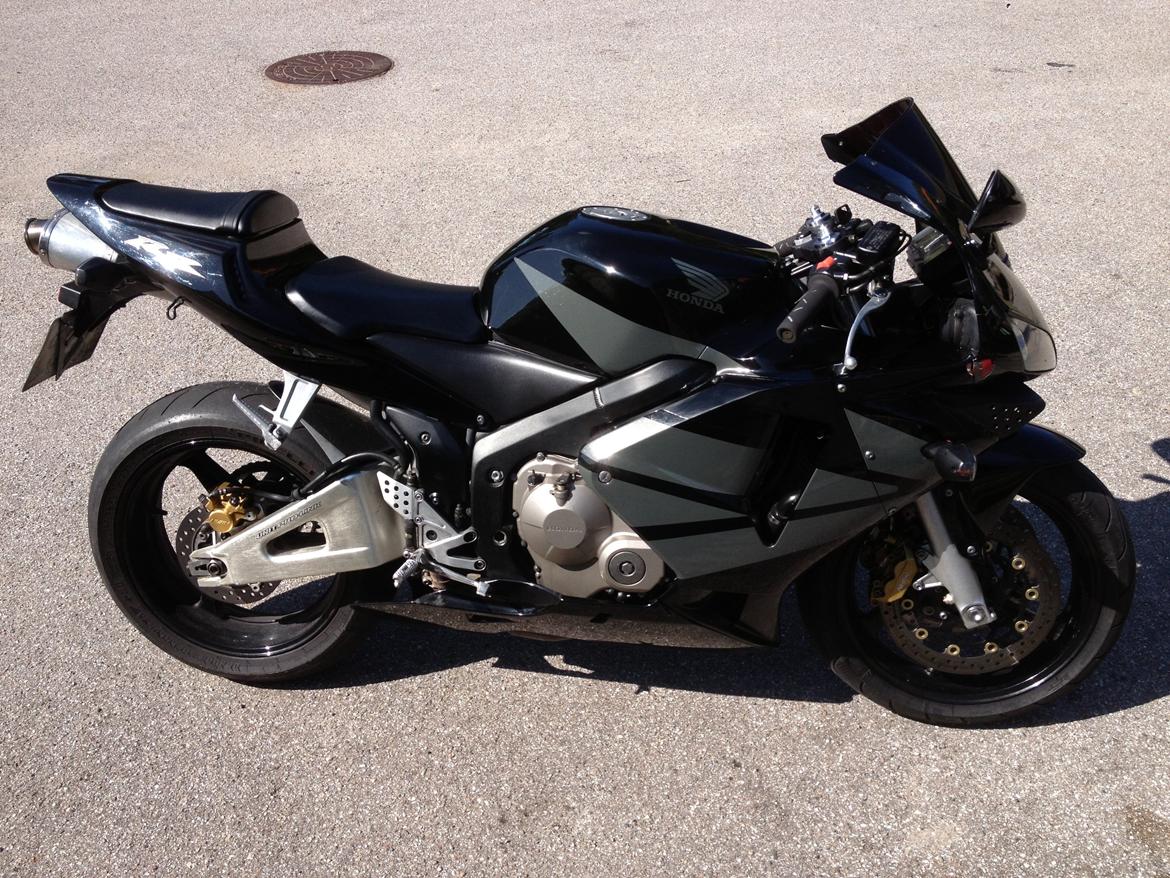 Honda CBR RR 600 billede 4