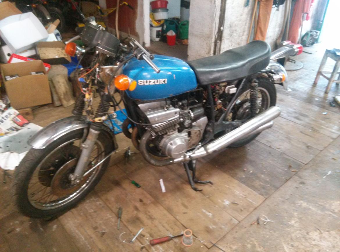 Suzuki GT 550 billede 18