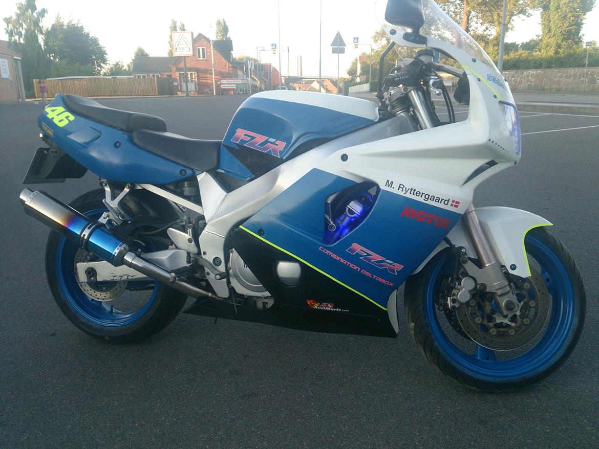 Yamaha fzr 600 r billede 1