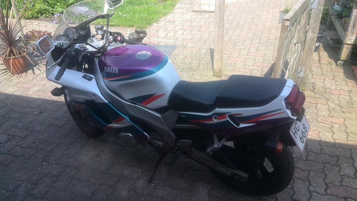 Yamaha fzr 600 r billede 14