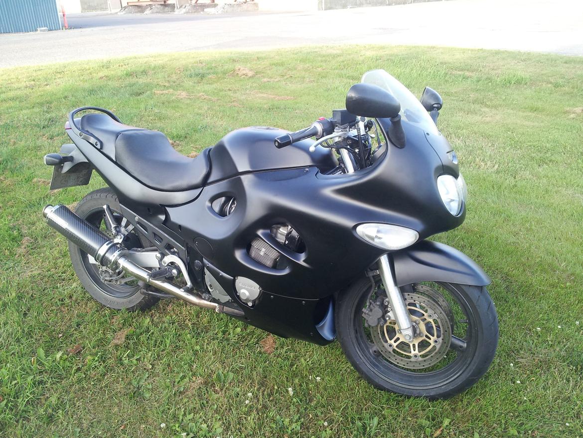 Suzuki gsx 750 f billede 10