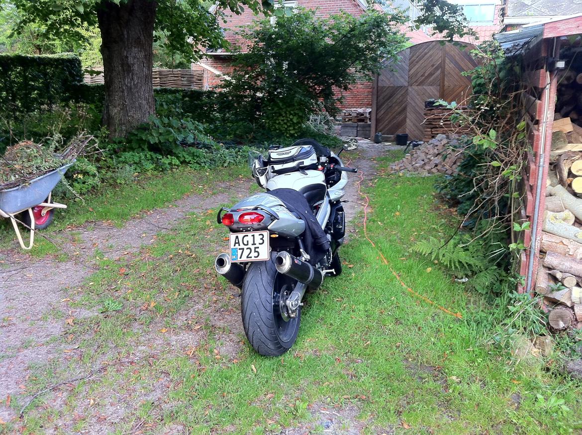 Aprilia SL1000 solgt billede 2