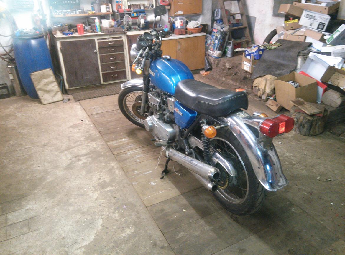 Suzuki GT 550 billede 3