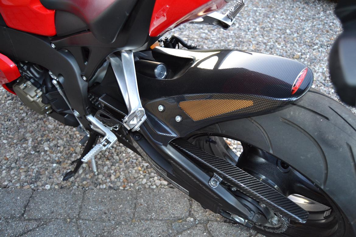 Honda Cbr 1000 rr - powerbronze hugger og kædeskærm billede 5