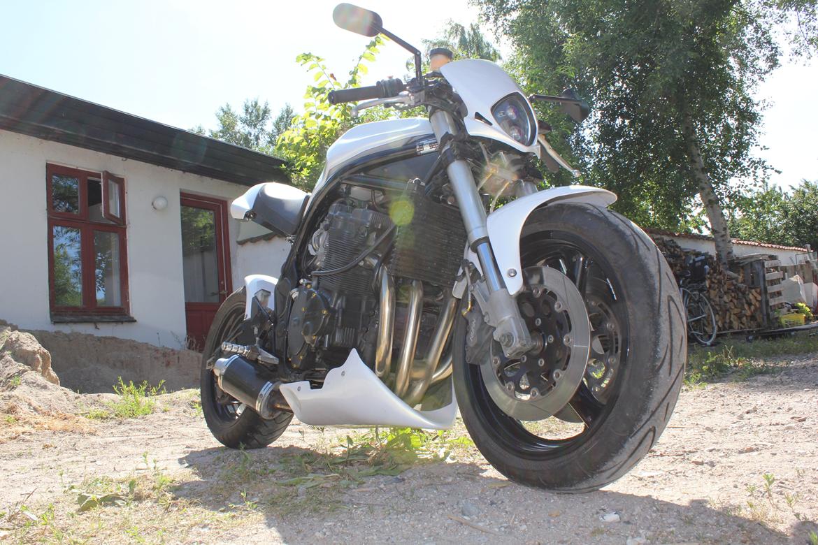 Suzuki Bandit стритфайтер