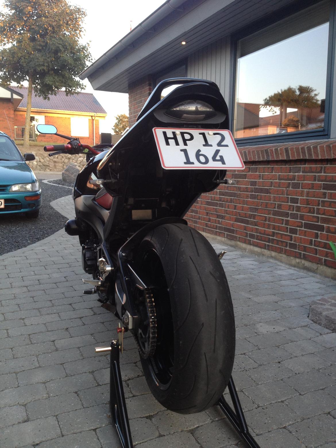 Suzuki Gsr 600 billede 4