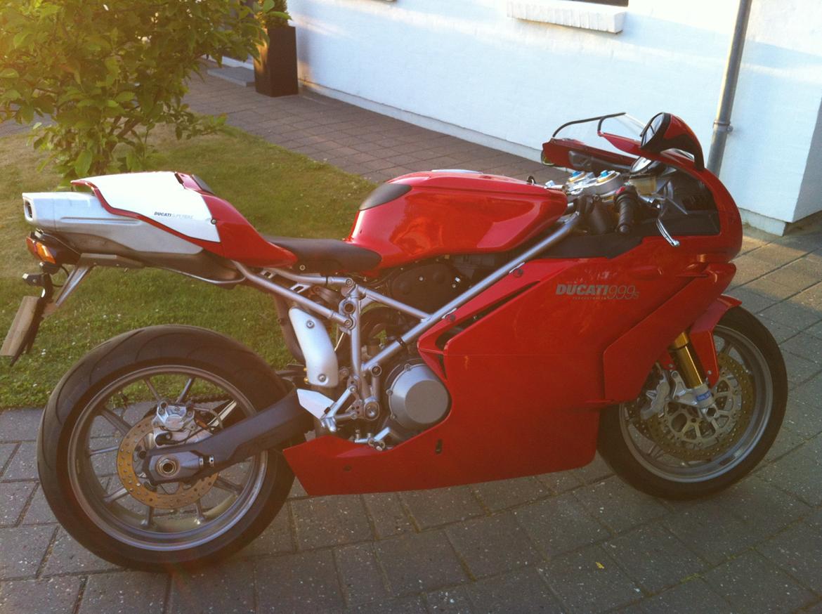 Ducati SOLGT---999s---SOLGT billede 1