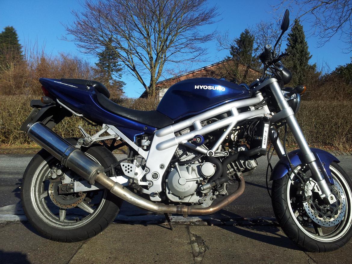 Hyosung GT650 billede 1