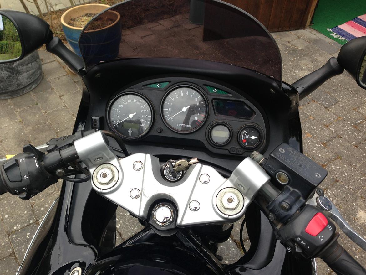 Suzuki GSX F billede 5