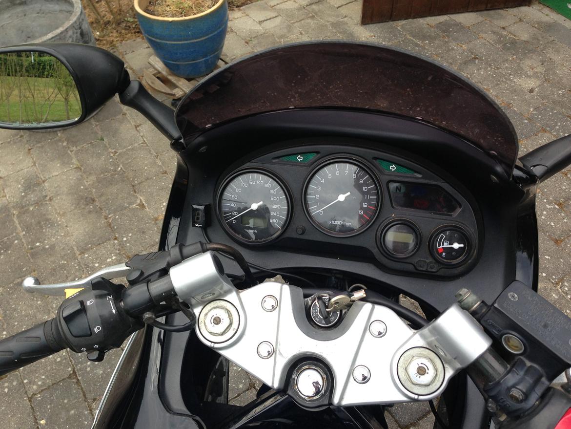 Suzuki GSX F billede 6