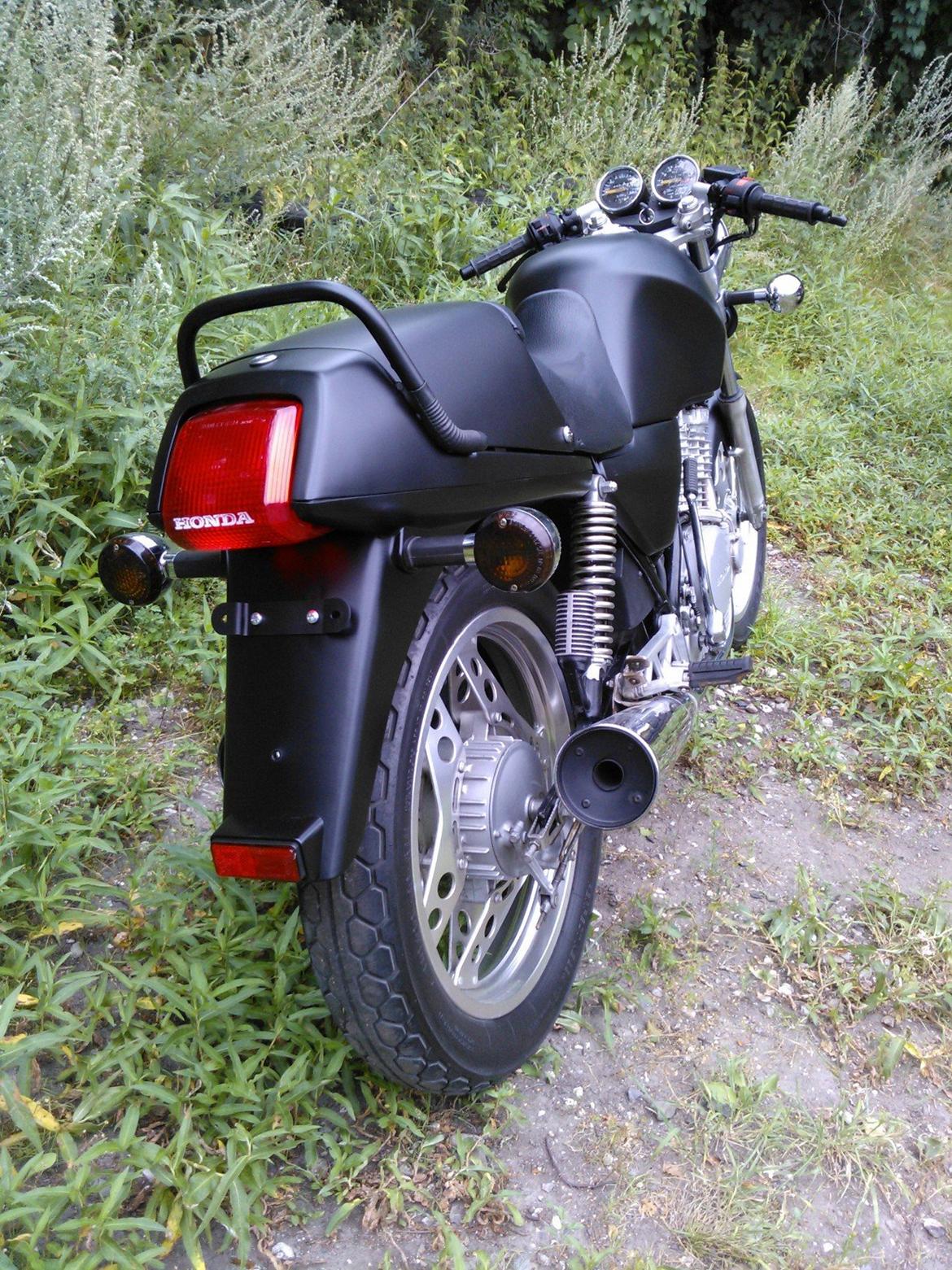 Honda xbr 500 solgt billede 3