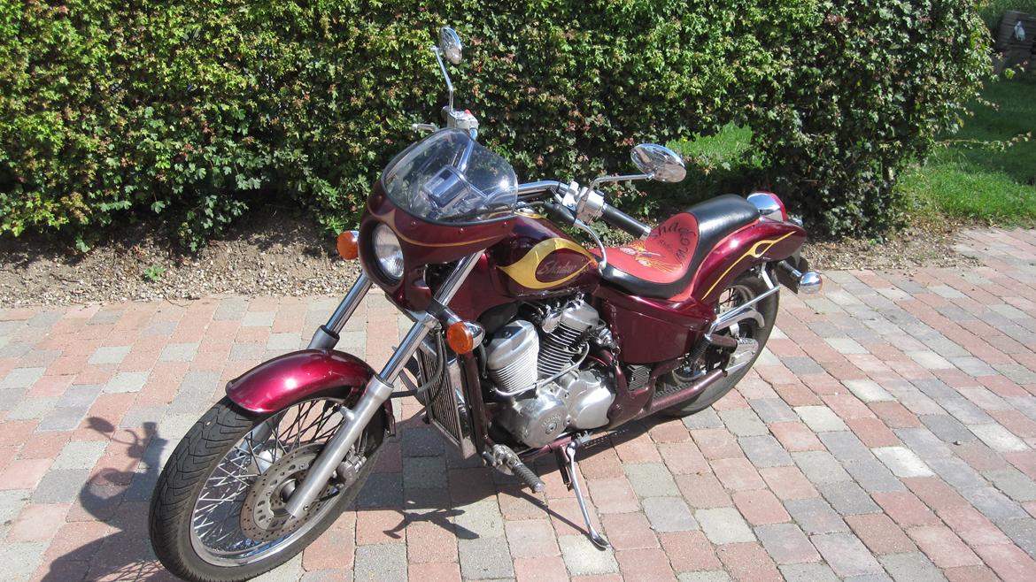 Honda VT 600 Shadow billede 2
