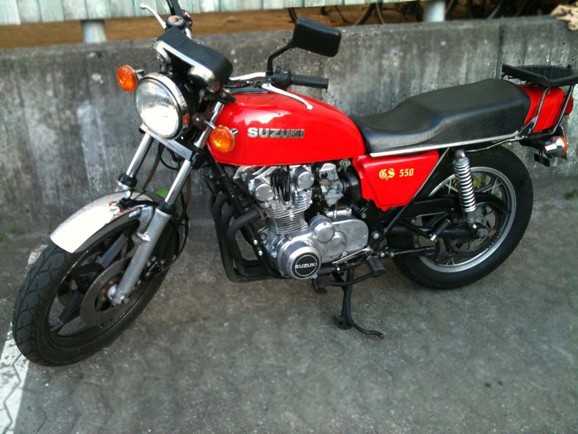 Suzuki GS 550 billede 1