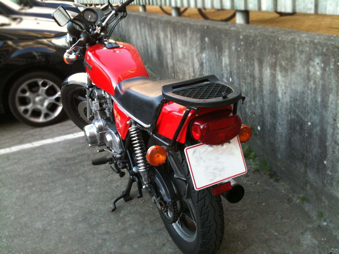 Suzuki GS 550 billede 2