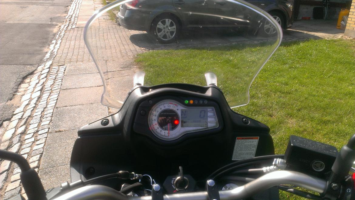 Suzuki DL650AL2 - Fedt multi ur billede 3