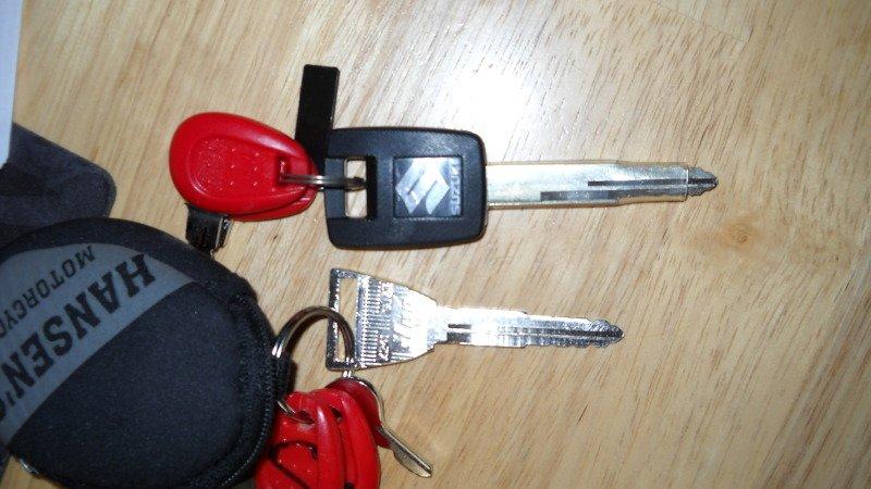 Suzuki DL650AL2 - Nøgler med startspærre chip. billede 6