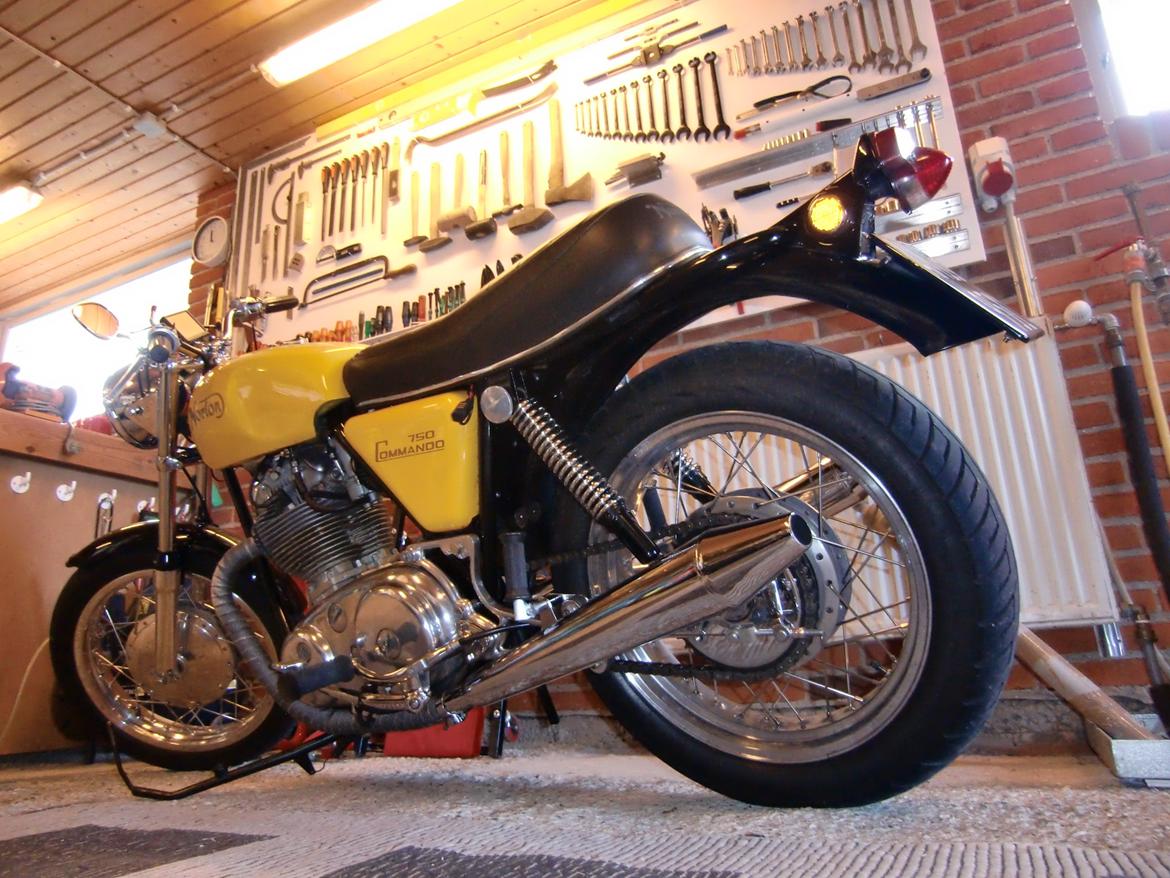 Norton Commando 750 billede 1