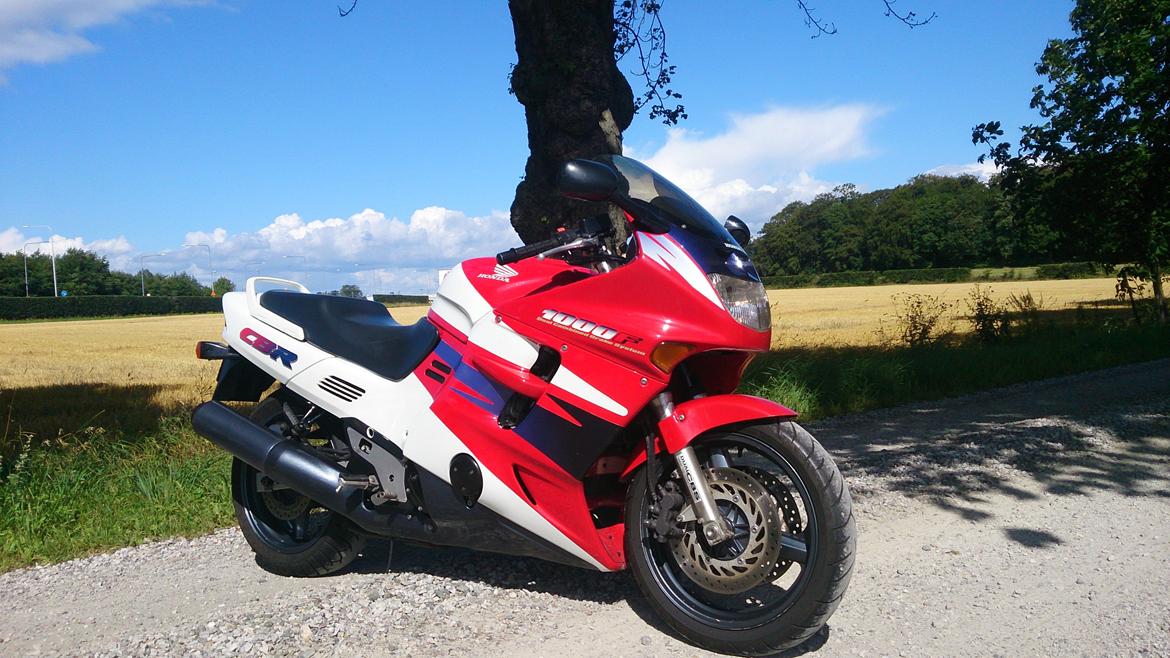 Honda CBR1000F - Solgt d. 30/12 billede 13