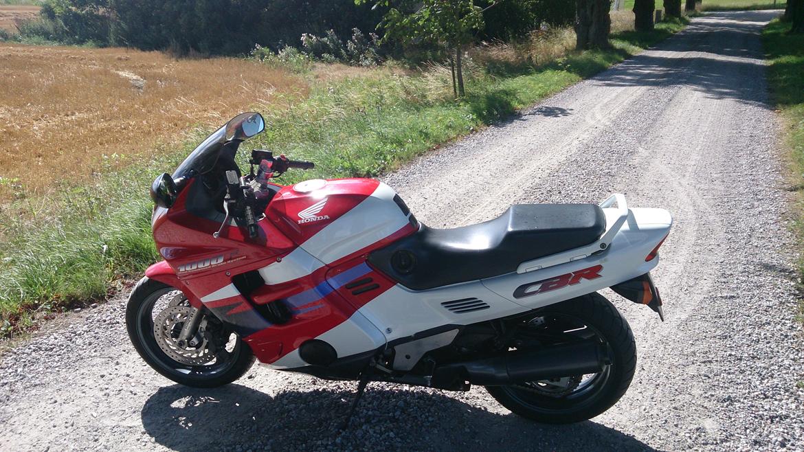 Honda CBR1000F - Solgt d. 30/12 billede 16