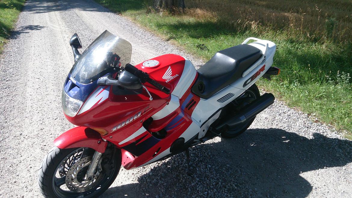 Honda CBR1000F - Solgt d. 30/12 billede 17