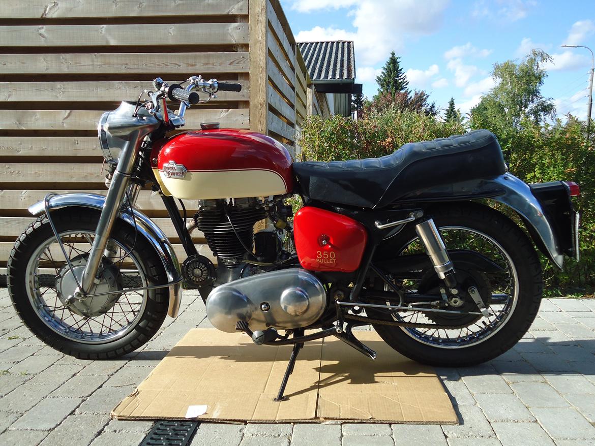 Royal Enfield Bullit 350CC - Et i profil - som et andet forbryderalbum billede 2