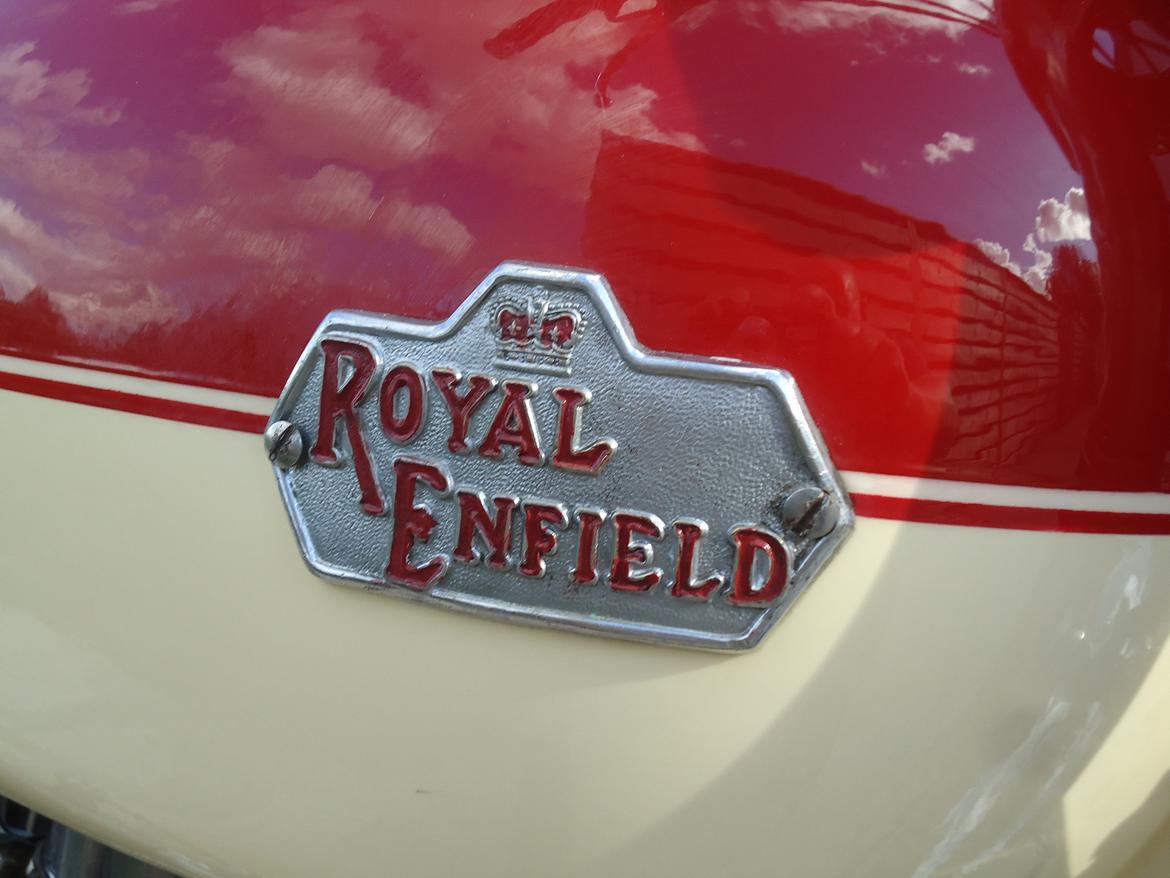 Royal Enfield Bullit 350CC - Sådan ser logoet ud - hvis nogen skulle være i tvivl billede 7
