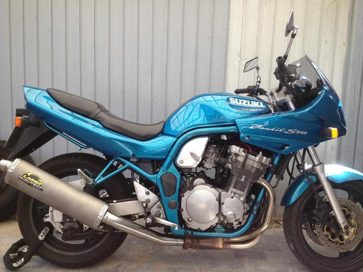 Suzuki bandit 600 - som den står nu. billede 1
