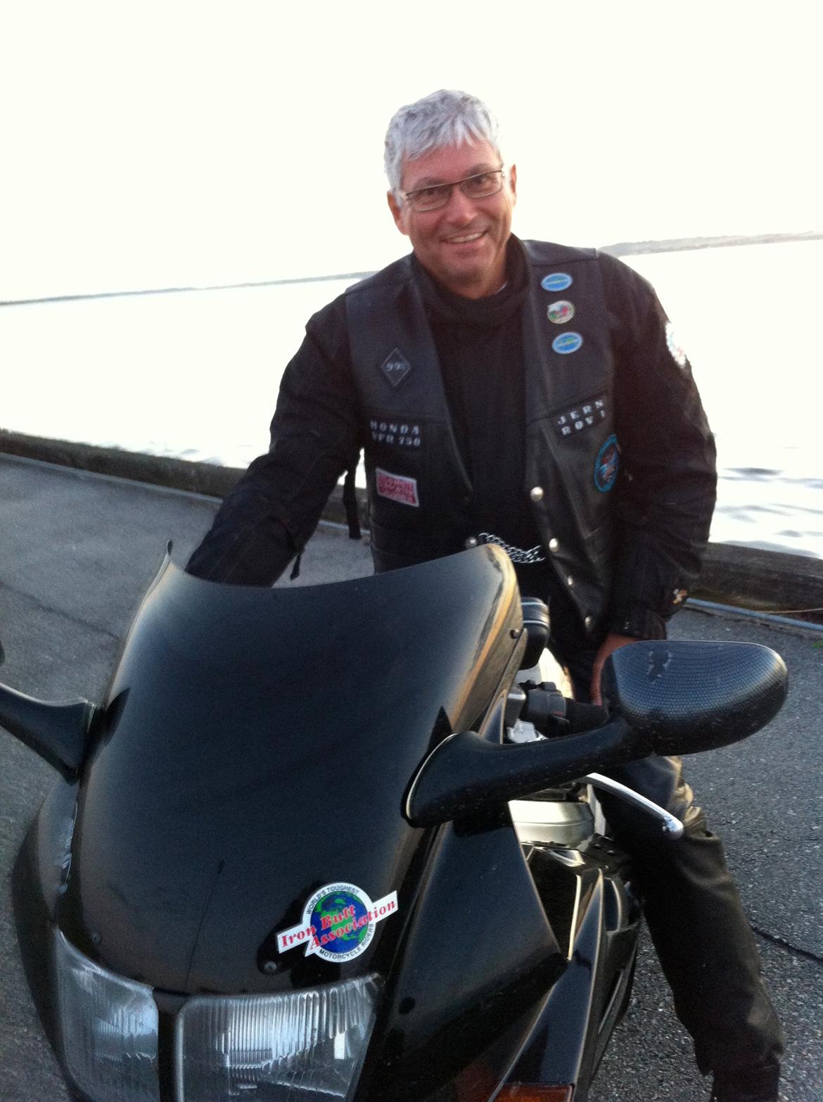 Honda VFR 750 RC 36/1 billede 2