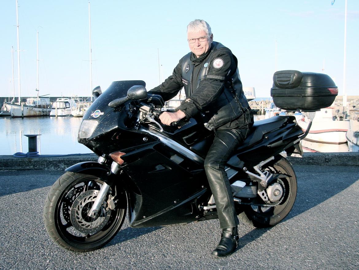 Honda VFR 750 RC 36/1 billede 1