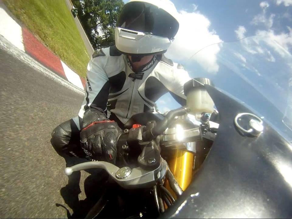 Yamaha R6 (baneged) billede 12