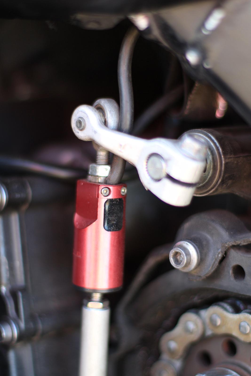 Yamaha R6 (baneged) billede 8