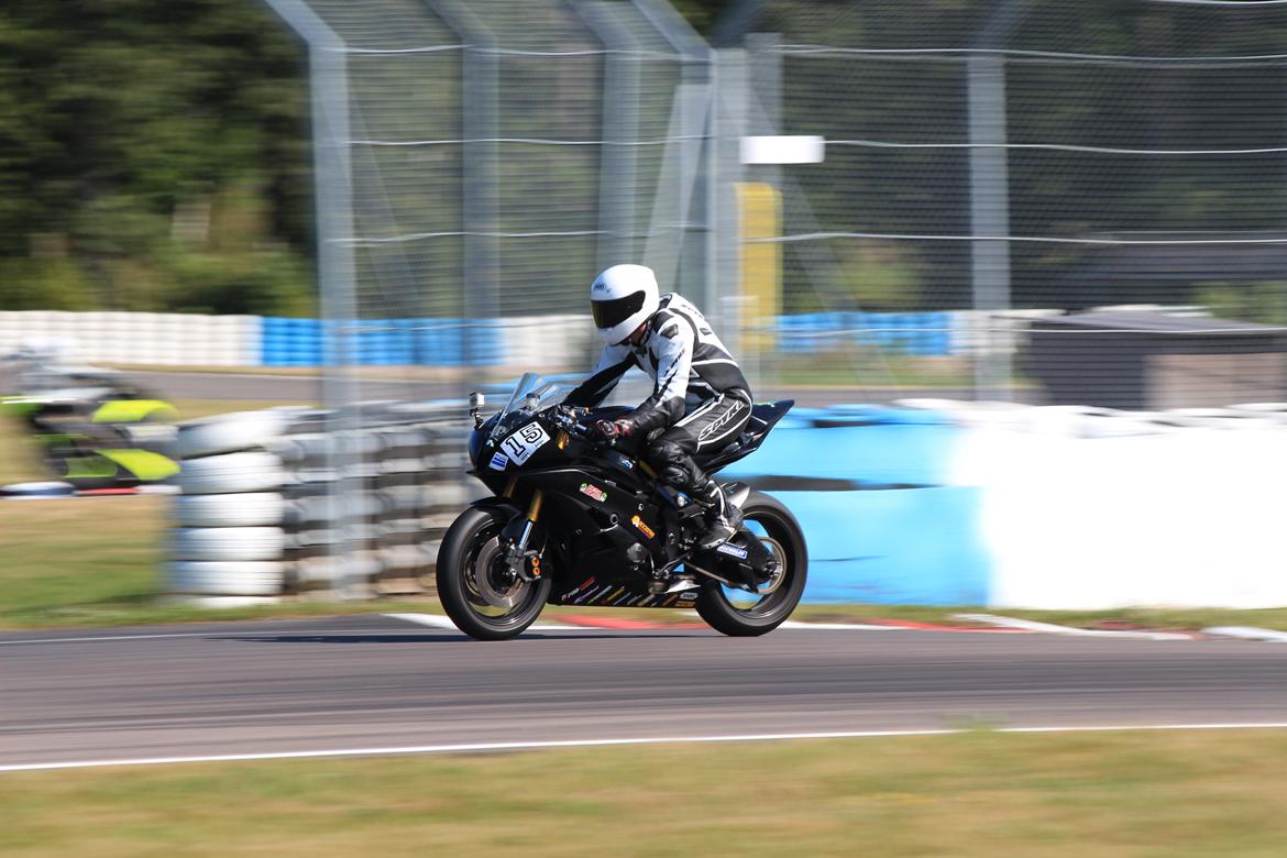 Yamaha R6 (baneged) billede 16