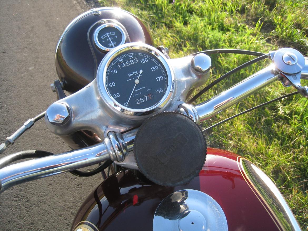 Ariel Huntmaster billede 18