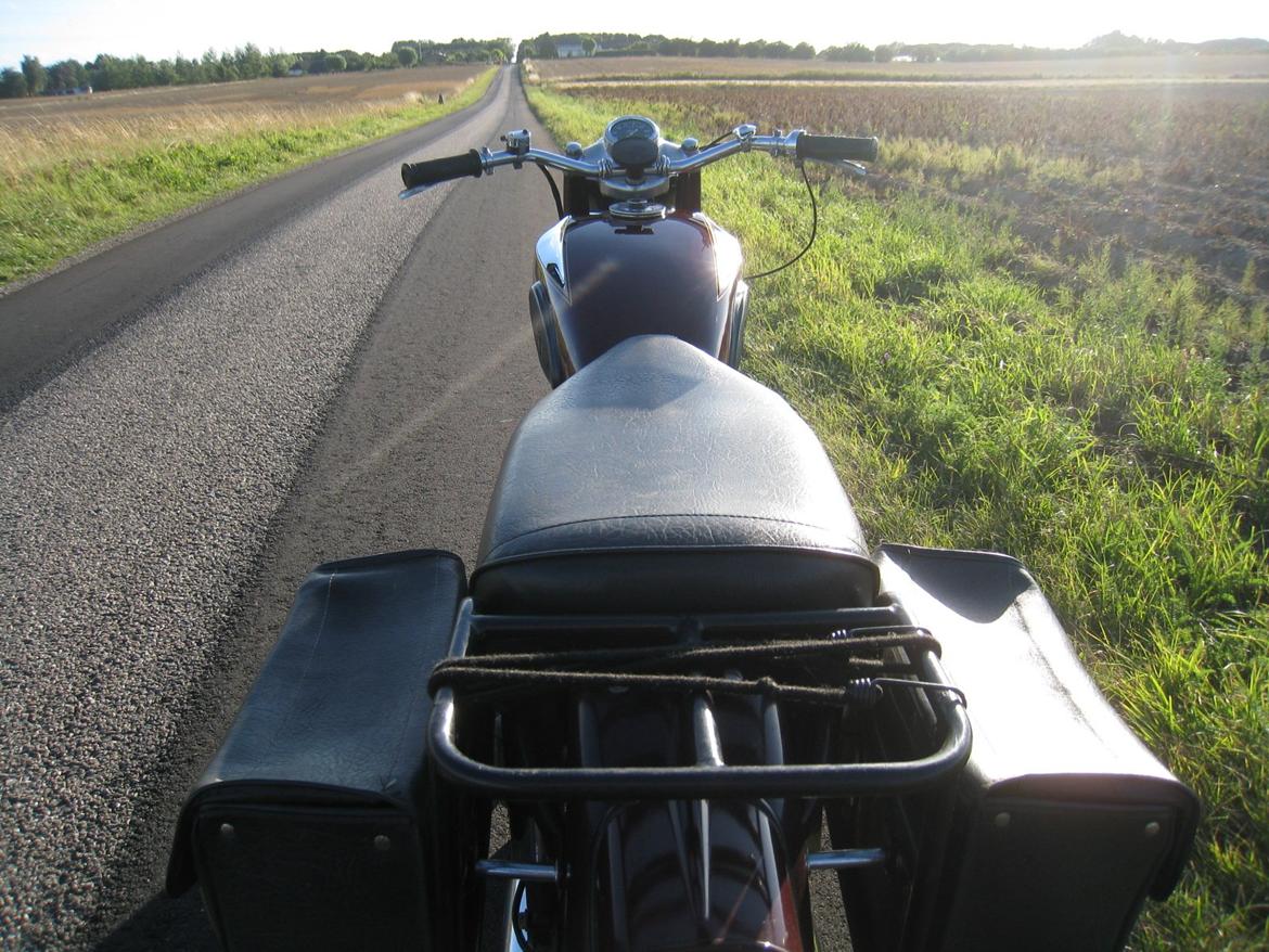 Ariel Huntmaster billede 20